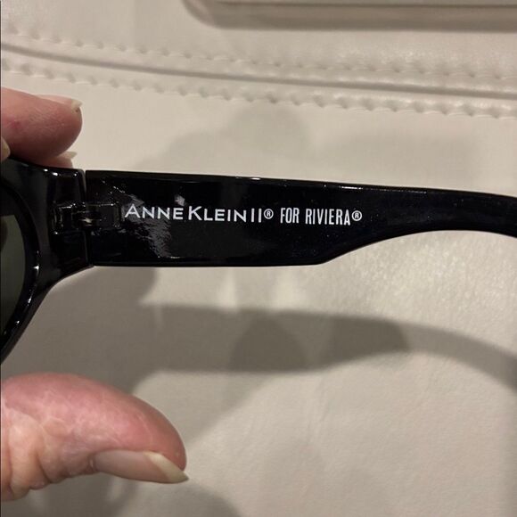 Anne Klein ll for Riviera - Picture 4 of 5